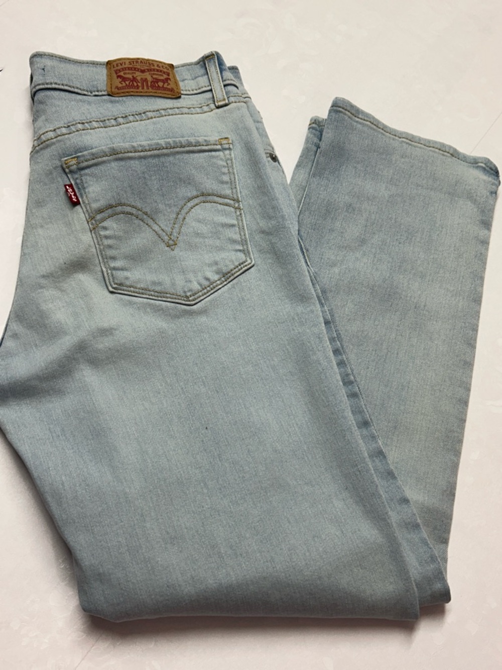 Levi's Pale Blue Vintage-Inspired Straight Jeans - Picture 3 of 7